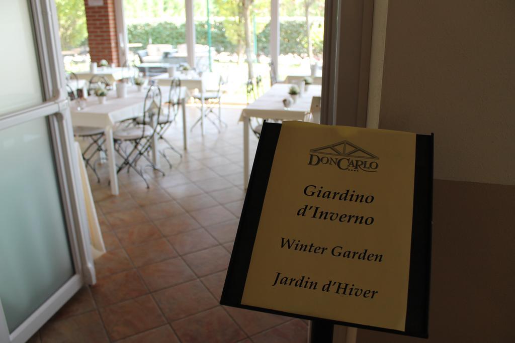 Hotel Don Carlo Broni Eksteriør billede
